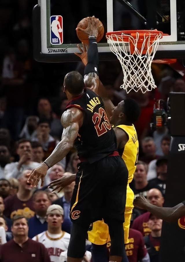 Kaiyun- 詹姆斯单挑输给比斯利 