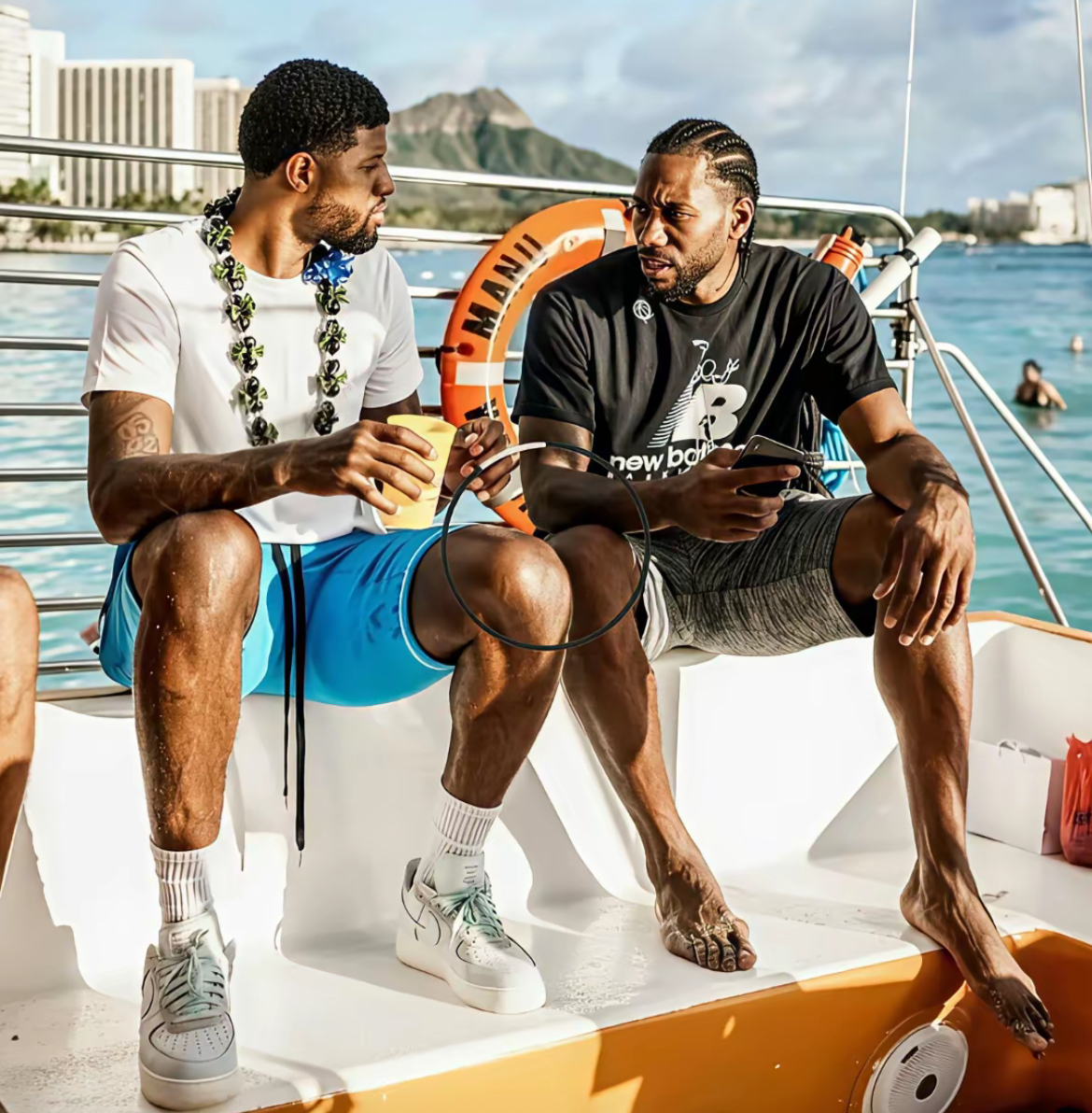 开云体育-关于哈登巅峰对决，Doinb与90激战独行侠分钟，连败胜负难料！的信息