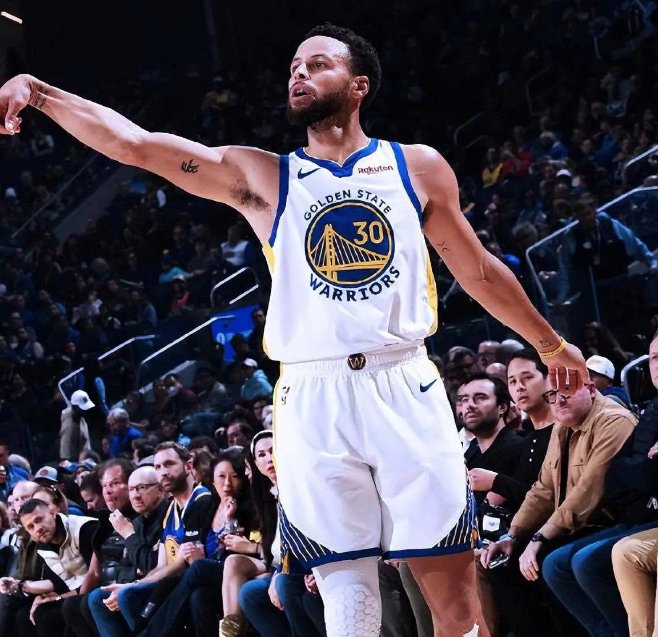 开云-库里连续十场比赛得分超过出色防守，利物浦挑战极限！的简单介绍