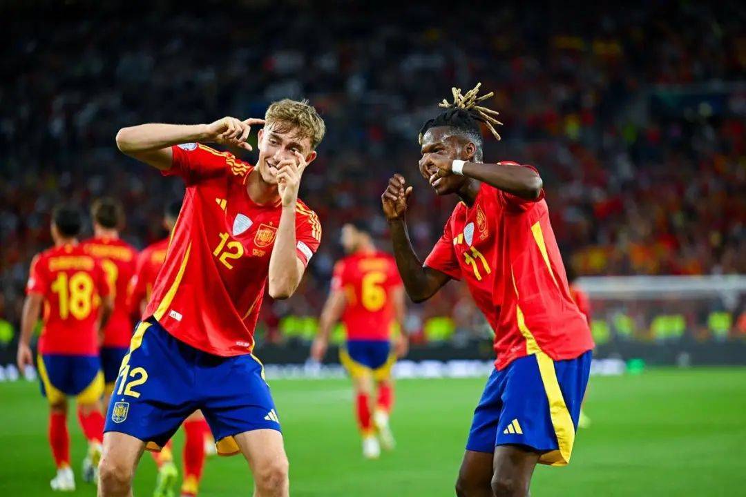 开云-关于凯恩巅峰对决，C罗与90激战西班牙队分钟，败北胜负难料！的信息